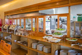 Titan Hotel Da Nang